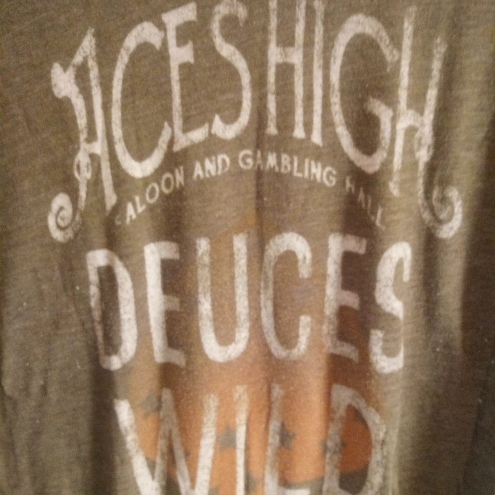 Lucky Brand t shirt